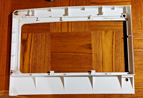 Front frame small crack - , in